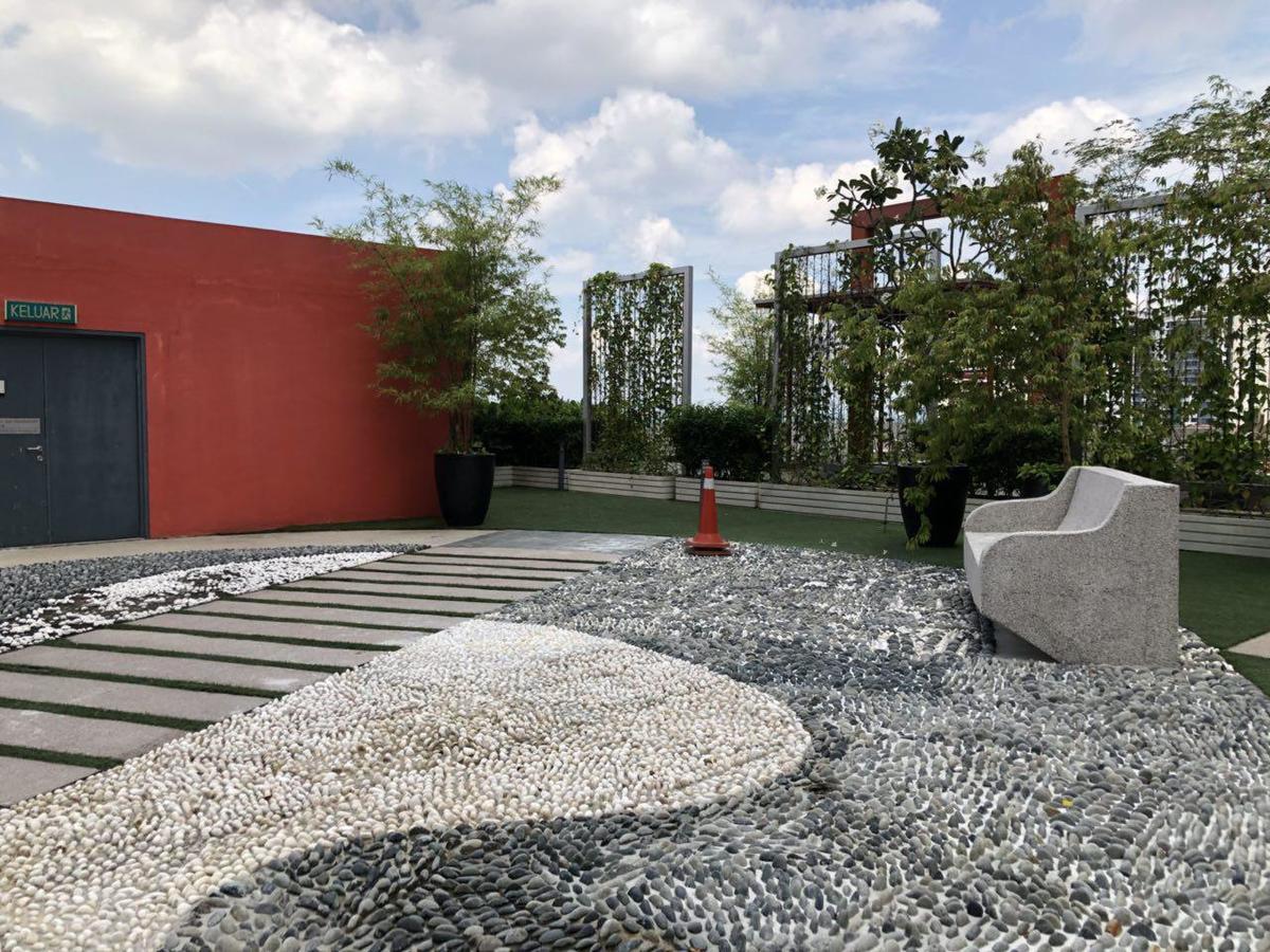 Yenni Duplex @ Decentrum, Kajang Серданг Екстериор снимка