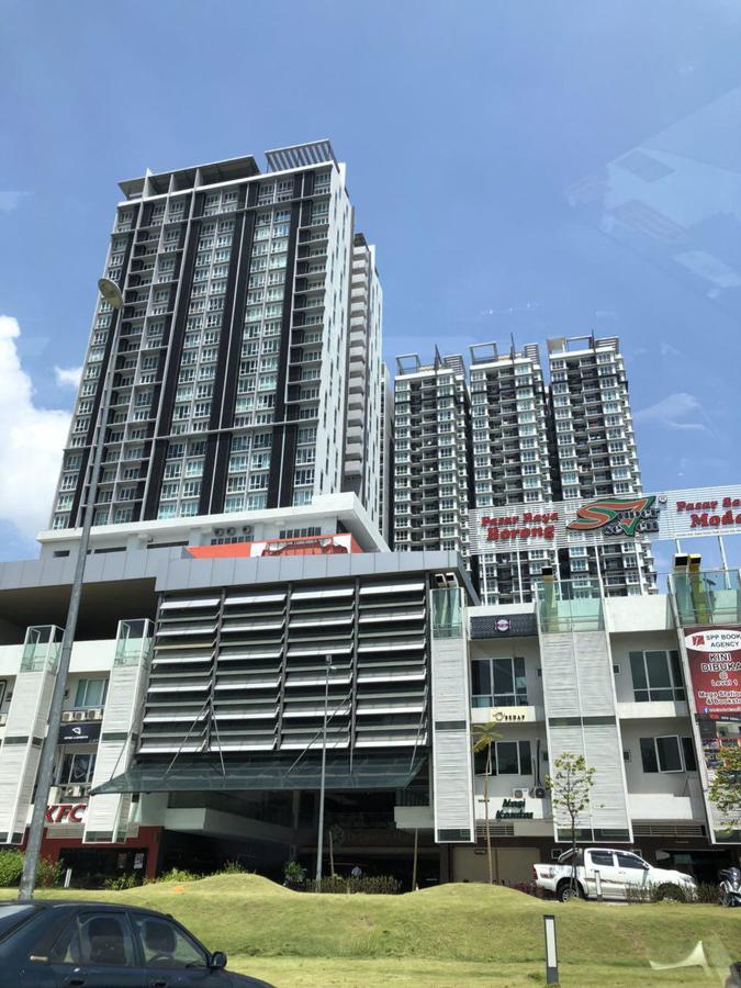 Yenni Duplex @ Decentrum, Kajang Серданг Екстериор снимка