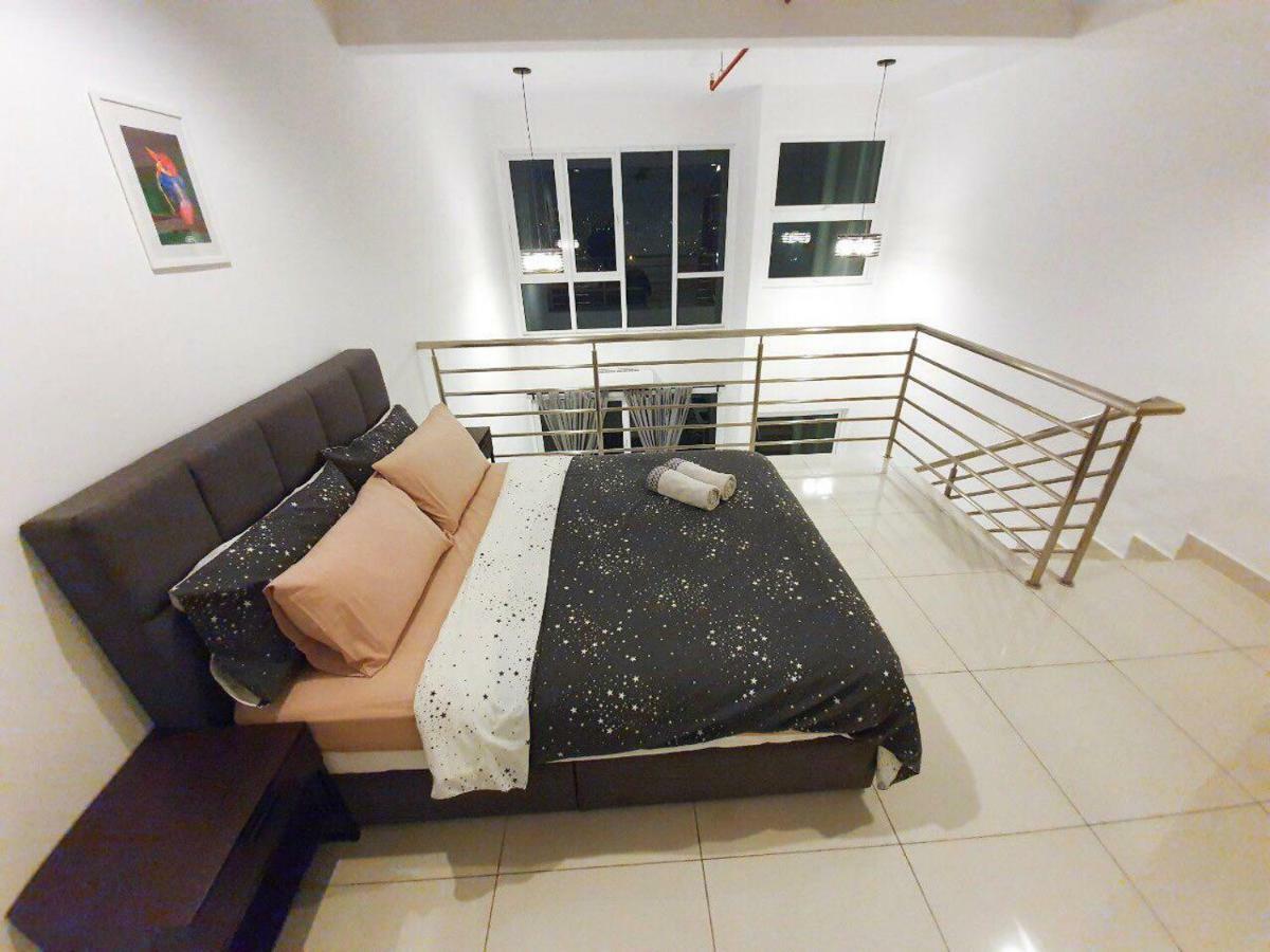 Yenni Duplex @ Decentrum, Kajang Серданг Екстериор снимка
